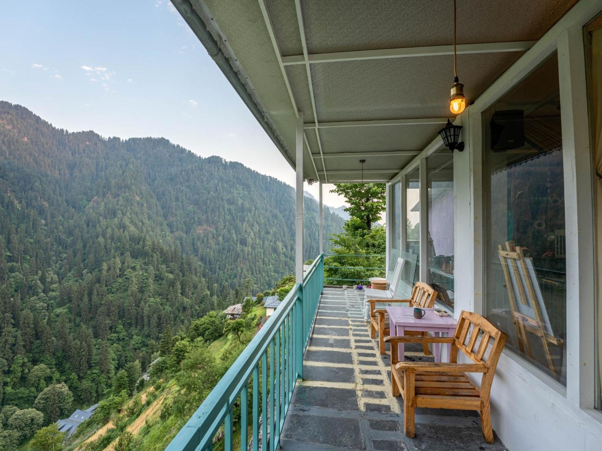 Hostel Moustache Shoja, Jibhi Exterior foto